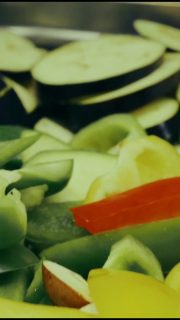 Cooking with LOVE, provides FOOD for the Soul💫
#inselreichenau #spezialitäten #leckeressen #bestrestaurant #quality